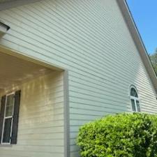 House-Window-and-Roof-Soft-Washing-in-Evans-GA 3